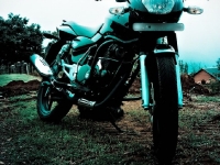 thumbs 2010 Bajaj Pulsar 180  (11) photo